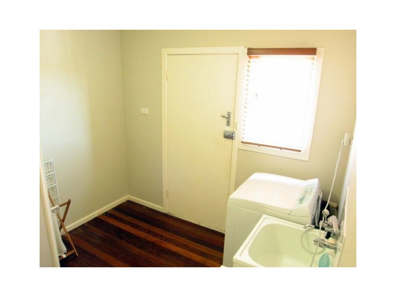 78 Roberts Street, Labrador QLD 4215