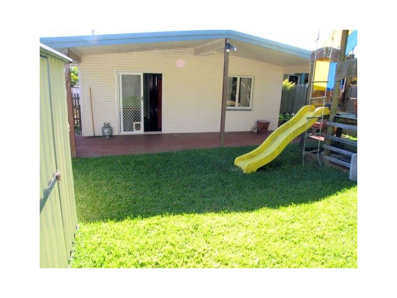 78 Roberts Street, Labrador QLD 4215