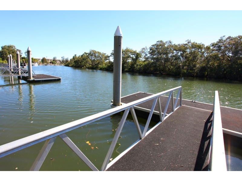 50 Serenity Blvd, Helensvale QLD 4212