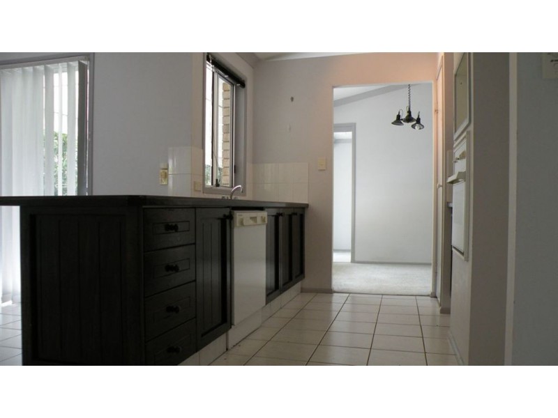 13 Fuji Close, Southport QLD 4215