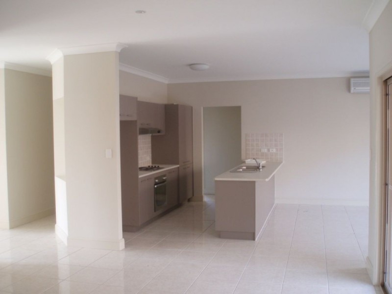 15 Yaggera Street, Bellbowrie QLD 4070