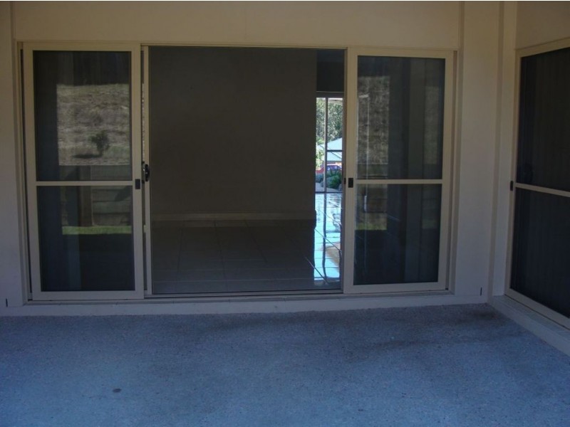 15 Yaggera Street, Bellbowrie QLD 4070