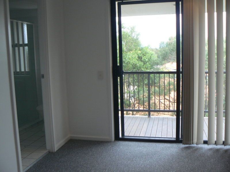 103/1 Gentian Drive, Arundel QLD 4214