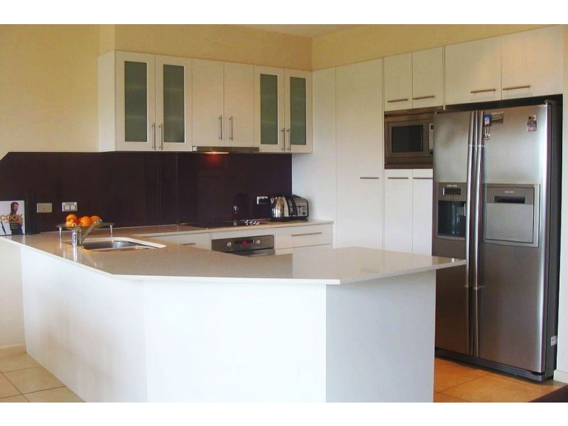 2/22 Beatty Street, Southport QLD 4215