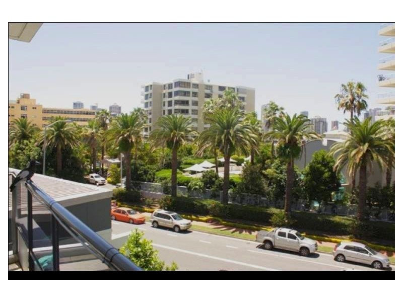 406/1-3 Aqua Street, Southport QLD 4215