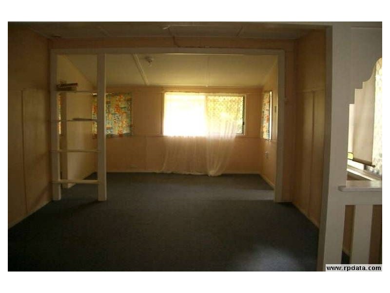 6 Bright Street, Labrador QLD 4215