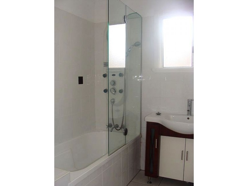 23 Melinda Street, Southport QLD 4215