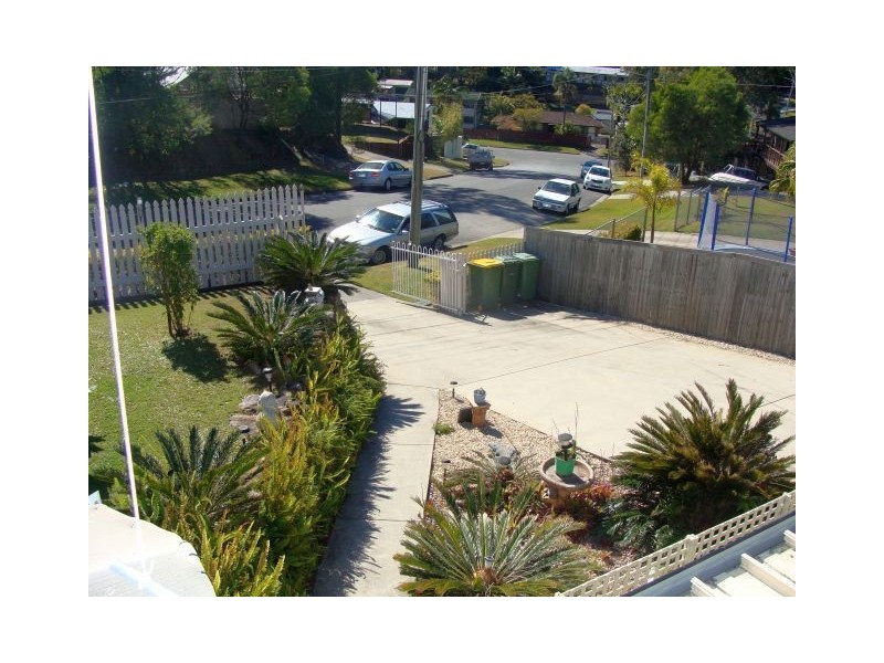 12 Tasman Avenue, Molendinar QLD 4214