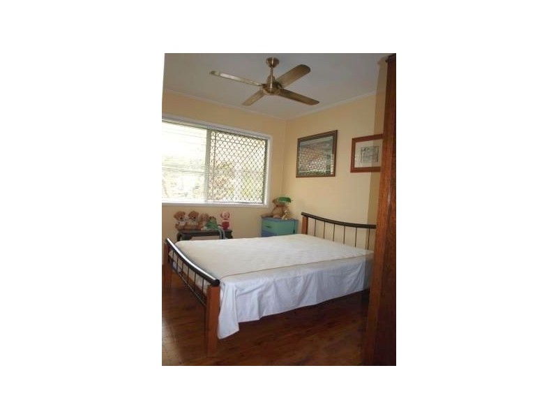 23 Ewan Street, Southport QLD 4215