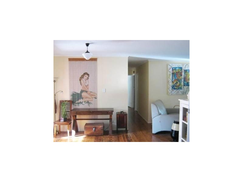 23 Ewan Street, Southport QLD 4215