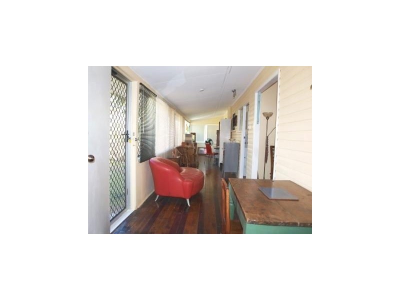 23 Ewan Street, Southport QLD 4215