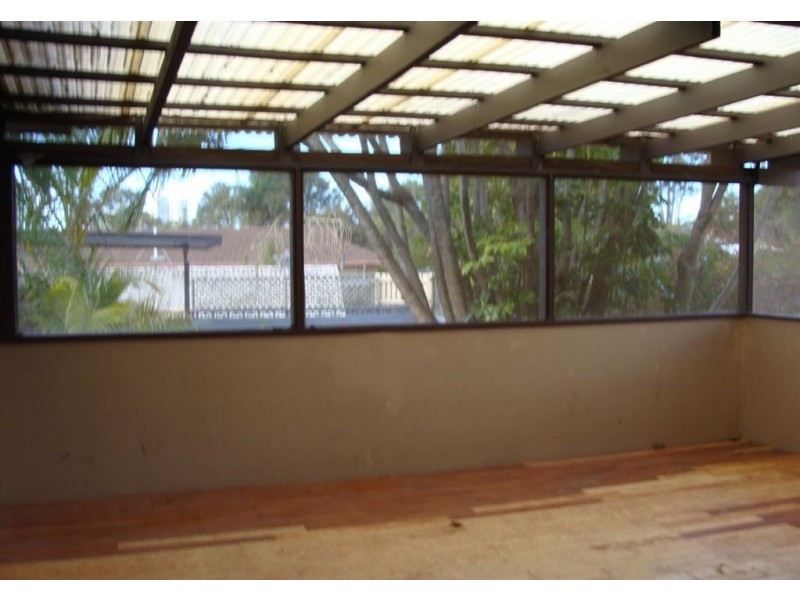 23 Caroline Street, Southport QLD 4215