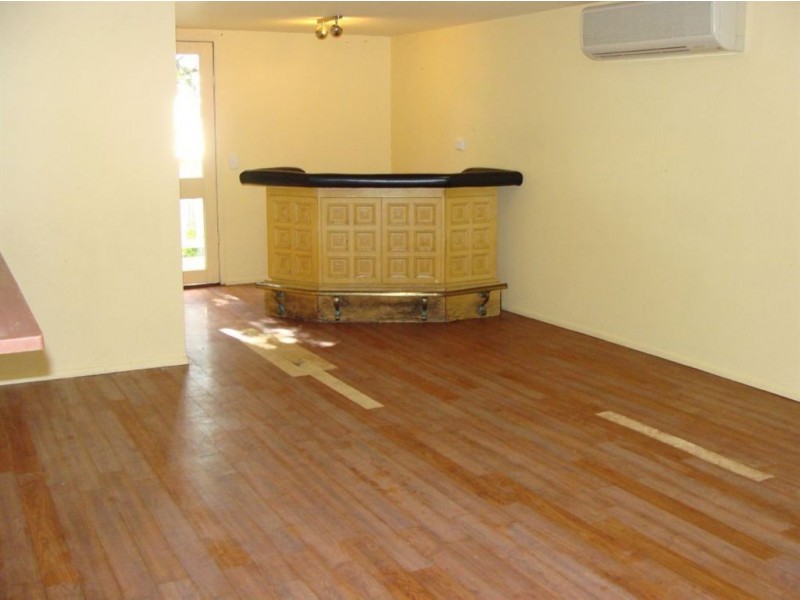 23 Caroline Street, Southport QLD 4215