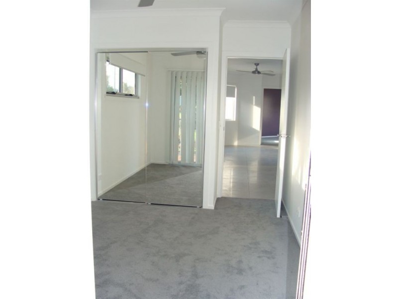 1/3 Tuesley Court, Southport QLD 4215