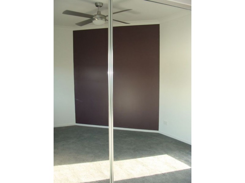 1/3 Tuesley Court, Southport QLD 4215