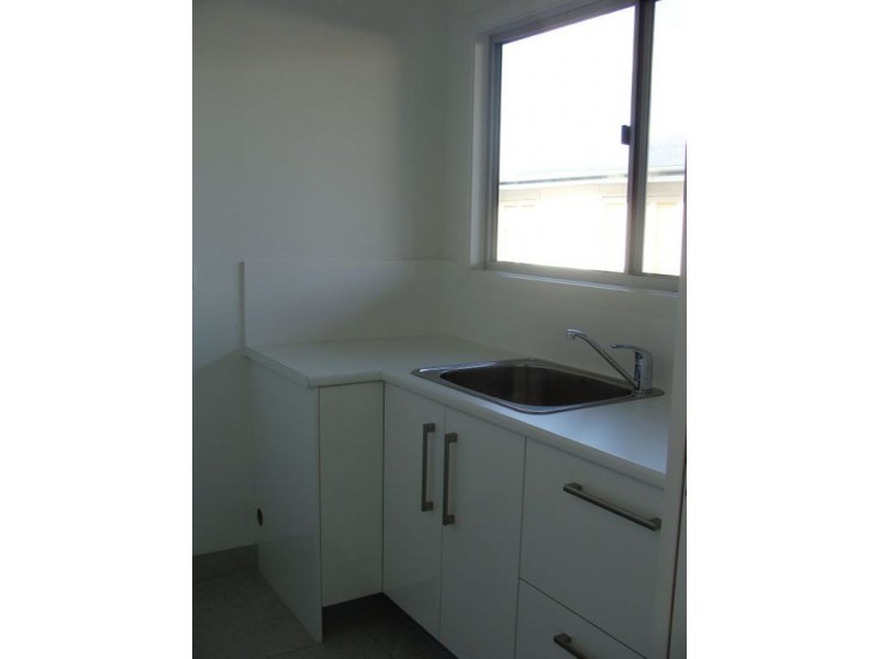 1/3 Tuesley Court, Southport QLD 4215