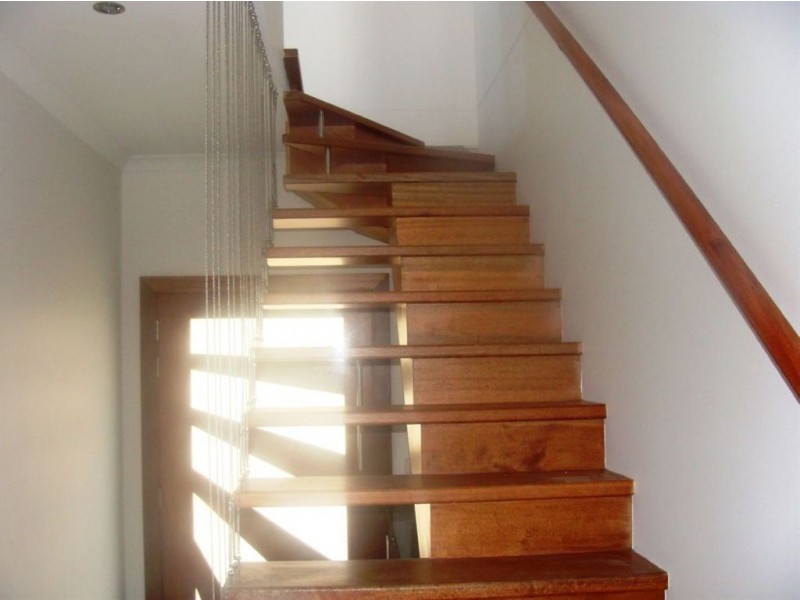 1/3 Tuesley Court, Southport QLD 4215