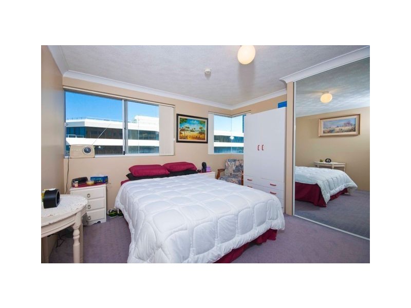 27/30 Marine Parade, Southport QLD 4215