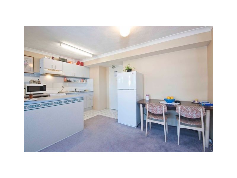 27/30 Marine Parade, Southport QLD 4215