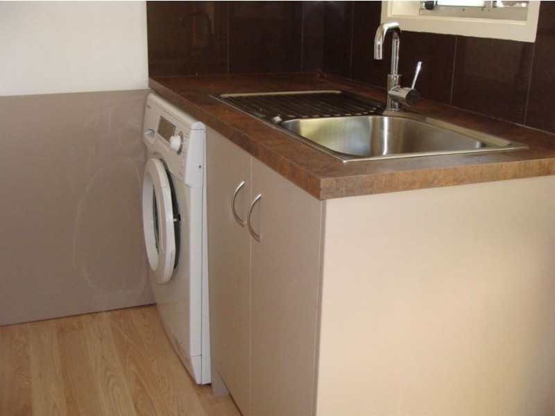 1/4 Ellen Street, Southport QLD 4215