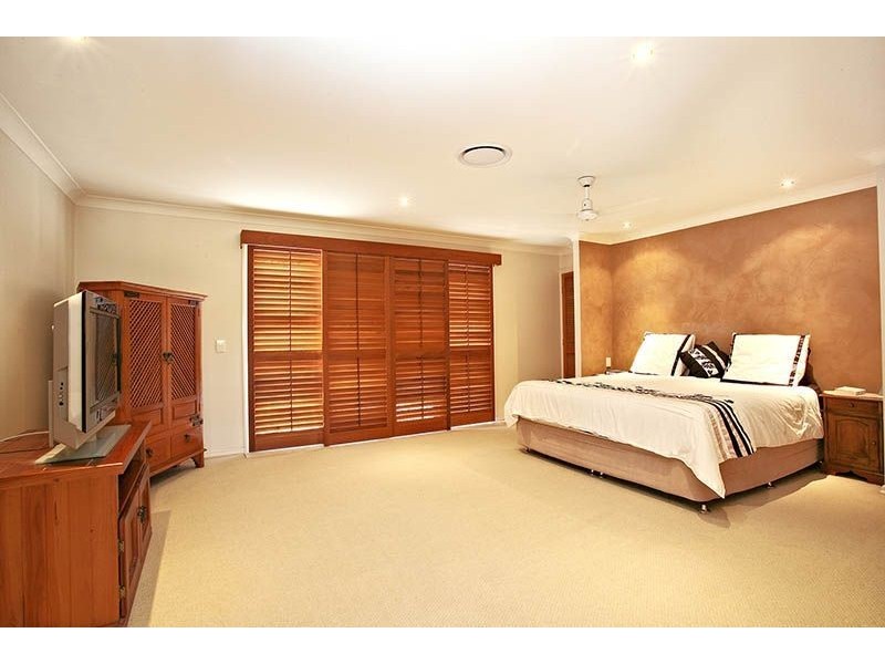 44 Meadowlake Drive, Carrara QLD 4211