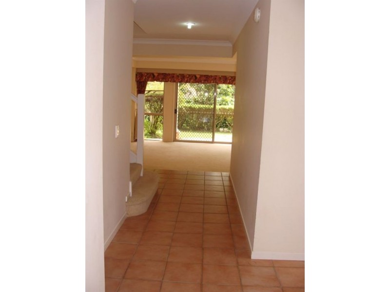 24/5 Bronberg Court, Southport QLD 4215