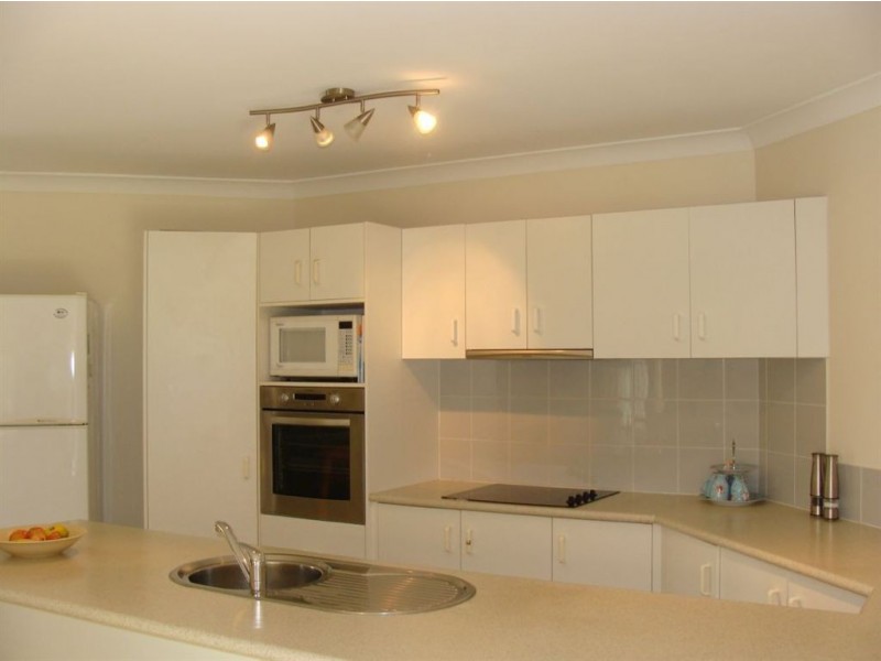 63/88 Cotlew Street, Southport QLD 4215