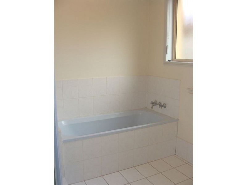 63/88 Cotlew Street, Southport QLD 4215