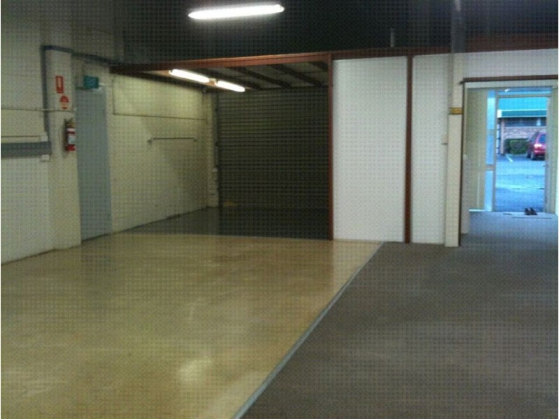 2/28 Greg Chappell Drive, Burleigh Heads QLD 4220