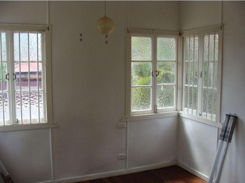 30 Lather Street, Southport QLD 4215