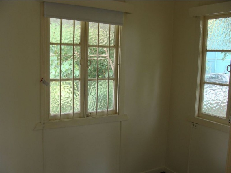 30 Lather Street, Southport QLD 4215