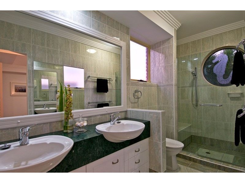 1/310 Marine Parade, Labrador QLD 4215