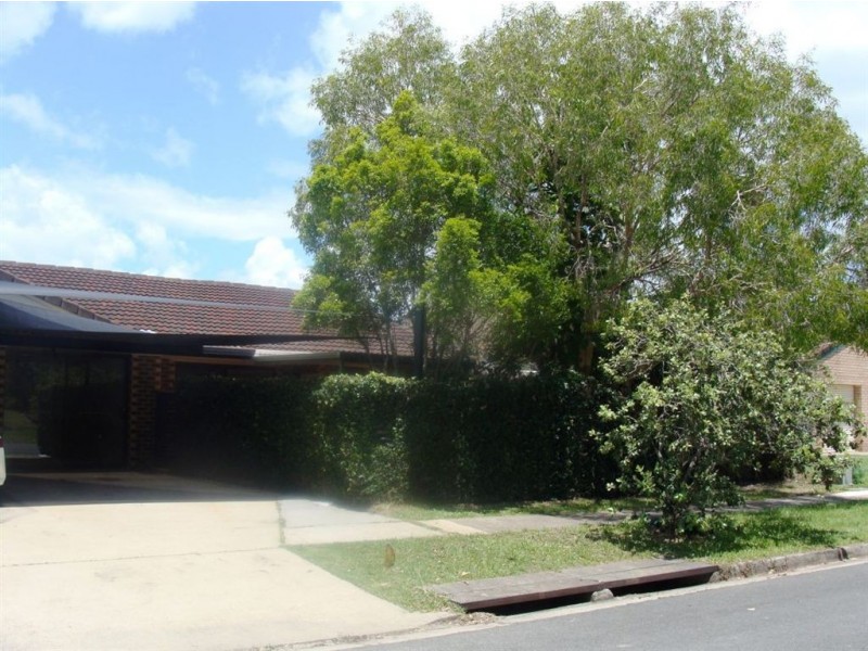 1/27 Gardiners Place, Southport QLD 4215