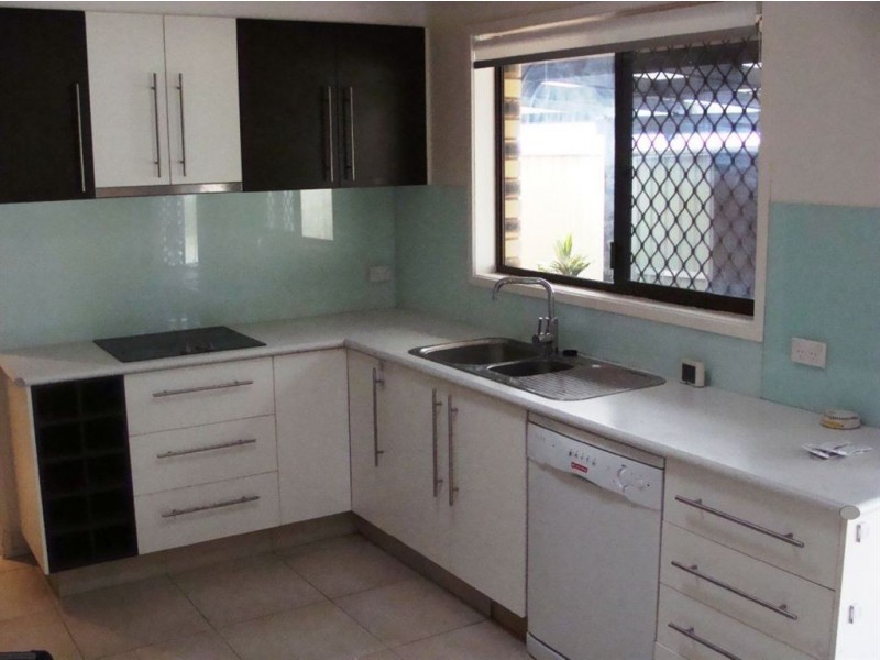 1/27 Gardiners Place, Southport QLD 4215