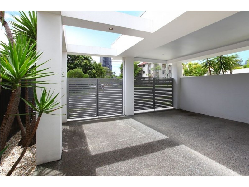 44 Meron Street, Southport QLD 4215