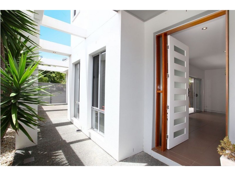 44 Meron Street, Southport QLD 4215