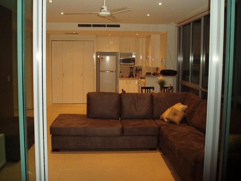 1708/1 Como Crescent, Southport QLD 4215