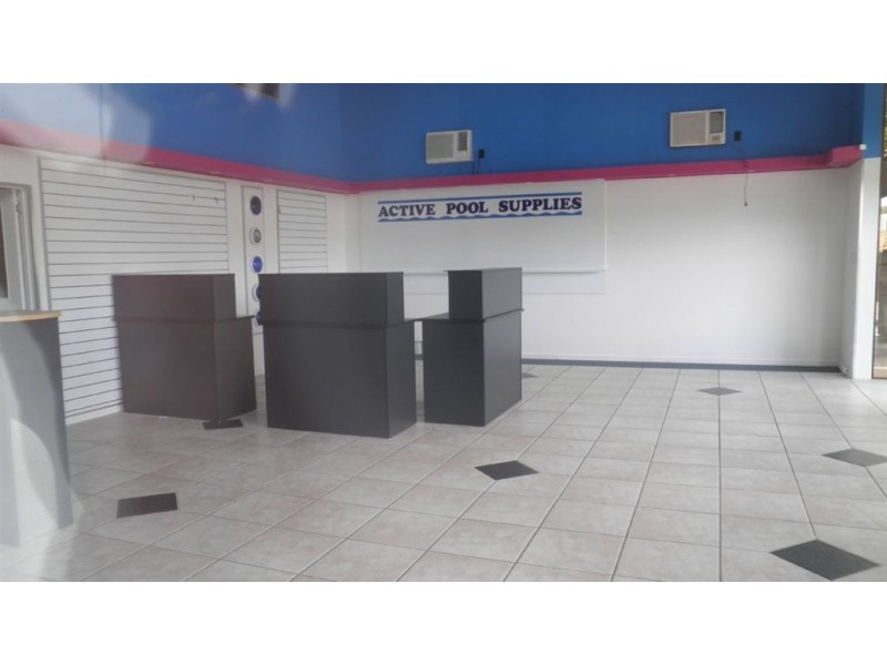 17-19 Brolga Ave, Southport QLD 4215