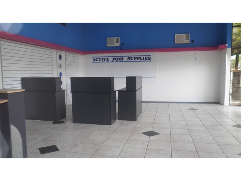 17-19 Brolga Ave, Southport QLD 4215