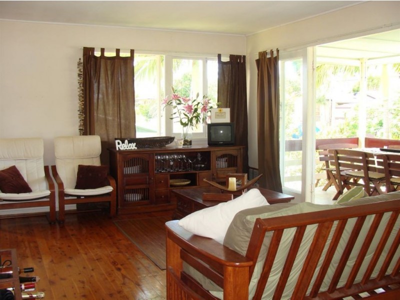 17 Mabel Avenue, Southport QLD 4215