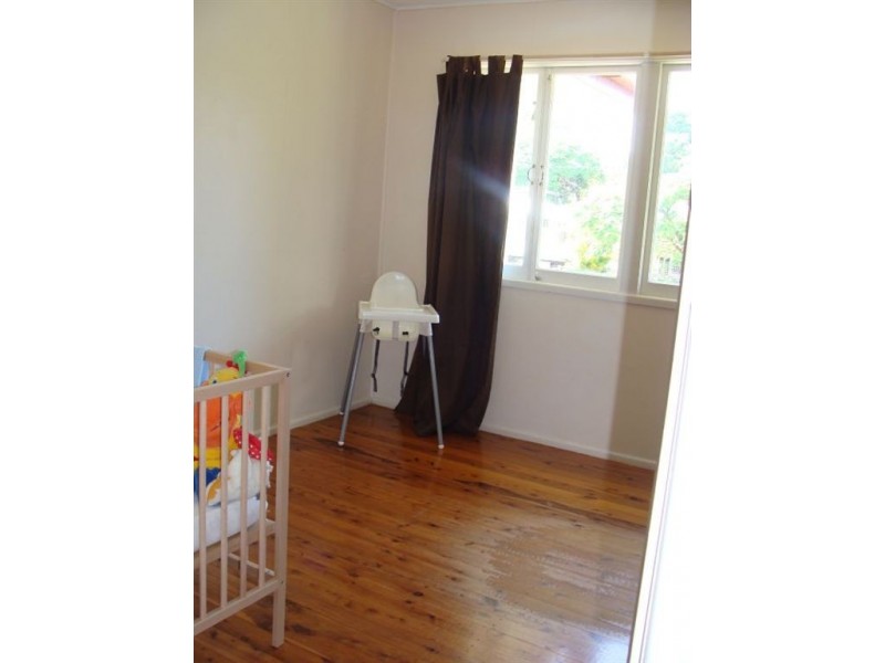 17 Mabel Avenue, Southport QLD 4215