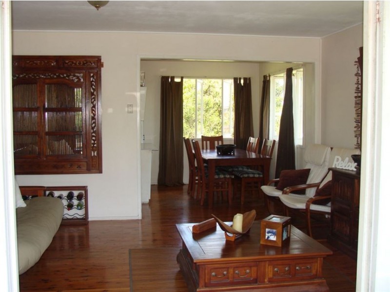 17 Mabel Avenue, Southport QLD 4215