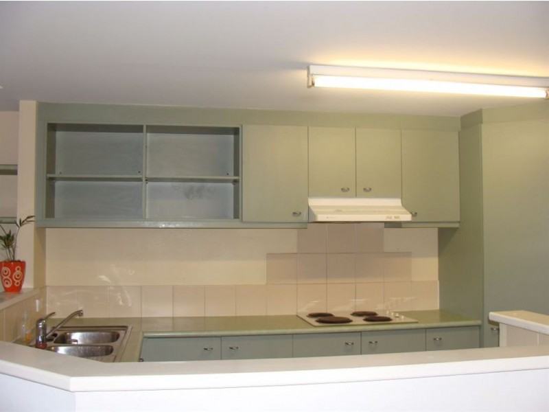 180/215 Cottesloe Drive, Mermaid Waters QLD 4218