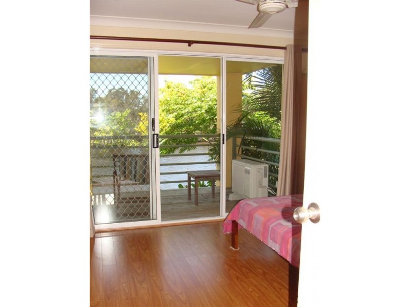 180/215 Cottesloe Drive, Mermaid Waters QLD 4218