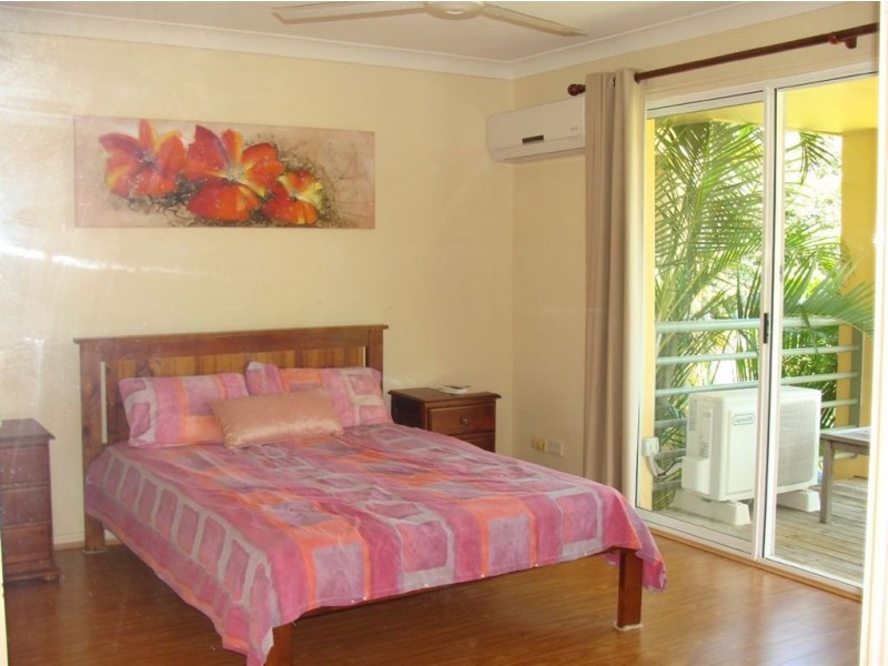 180/215 Cottesloe Drive, Mermaid Waters QLD 4218