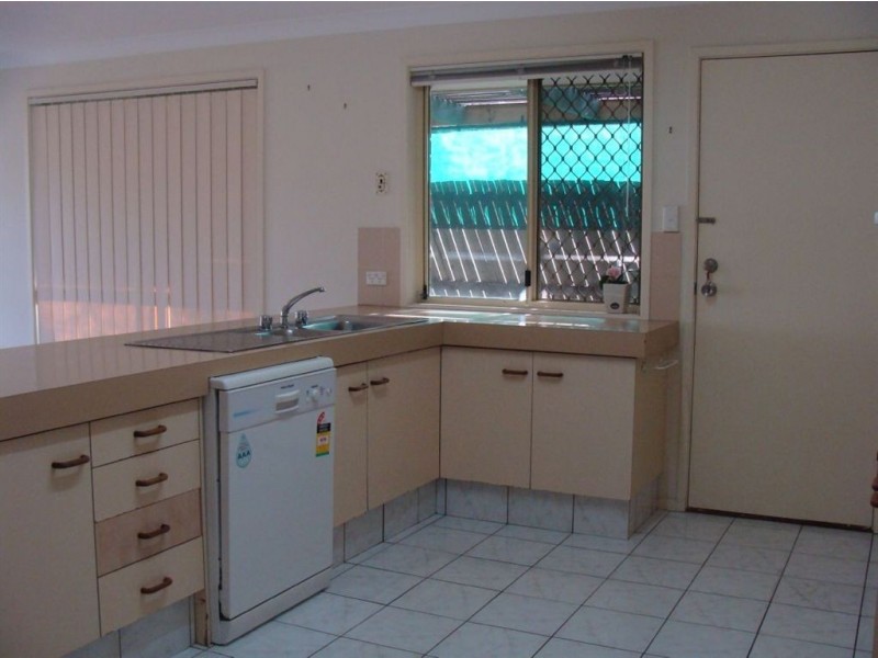 1/5 Jessica Court, Arundel QLD 4214