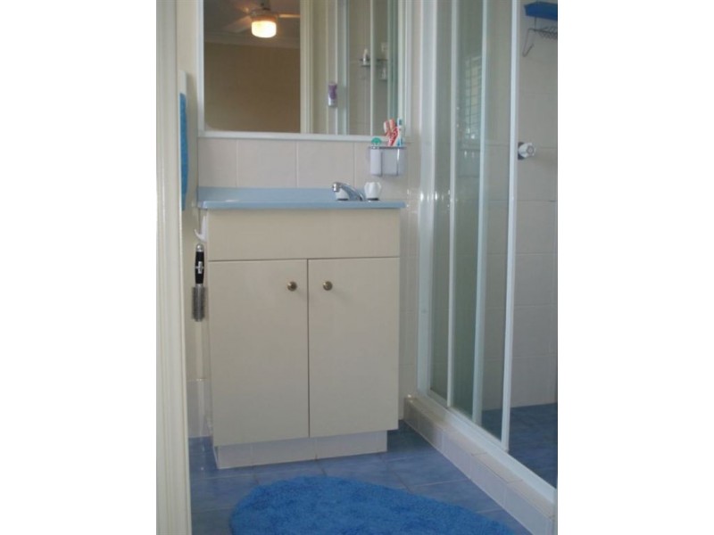 13/103 Frank Street, Labrador QLD 4215