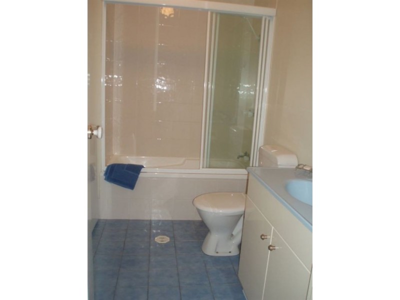 13/103 Frank Street, Labrador QLD 4215