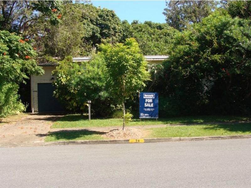 74 Muir Street, Labrador QLD 4215