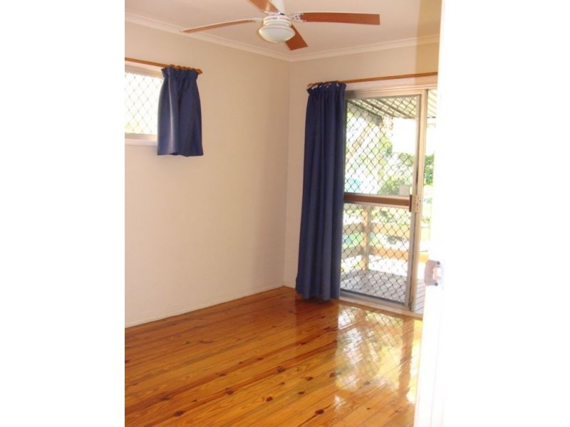 34 Whitby Street, Southport QLD 4215